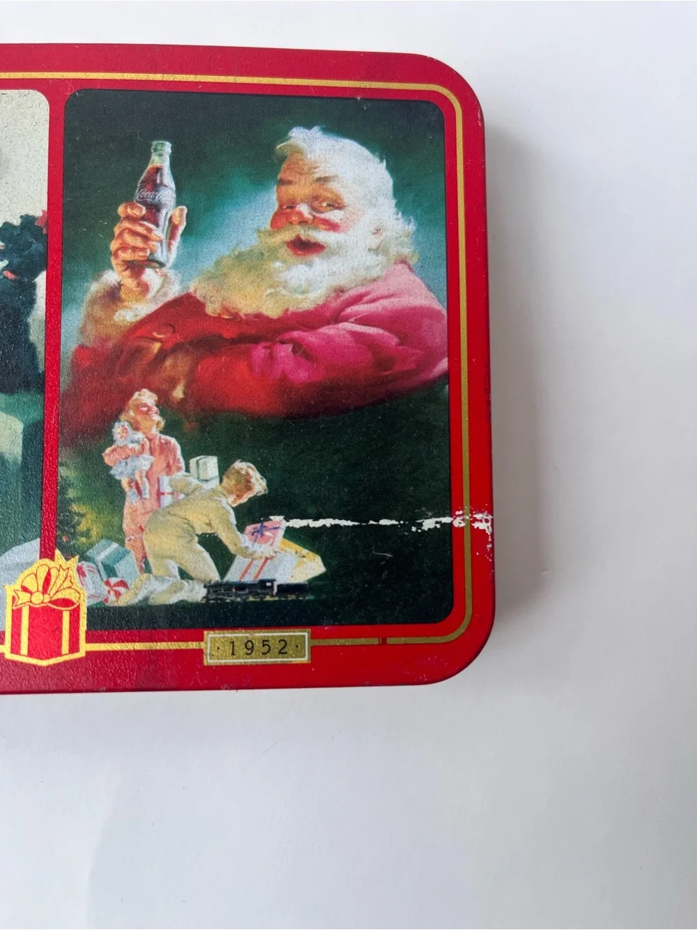 1996 Coca-cola Nostalgia Playing Cards With Christmas Tin Santa Claus